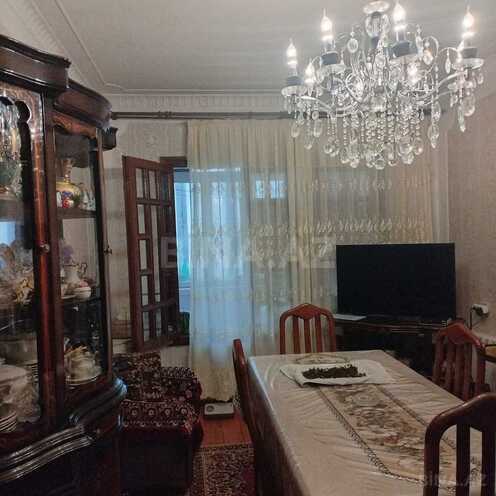 Продаётся 2-комн. вторичка 65 м², пос. 8-й мкр, photo 3 from 14