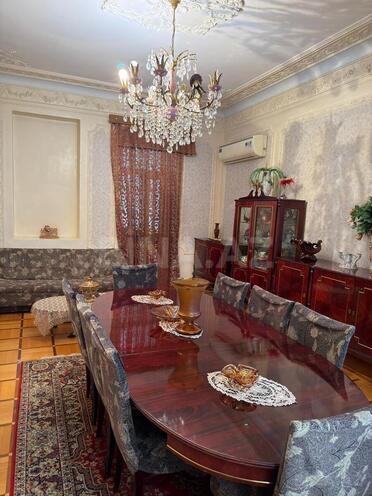 Продаётся 4-комн. вторичка 120 м², Насиминский  р., photo 4 from 17