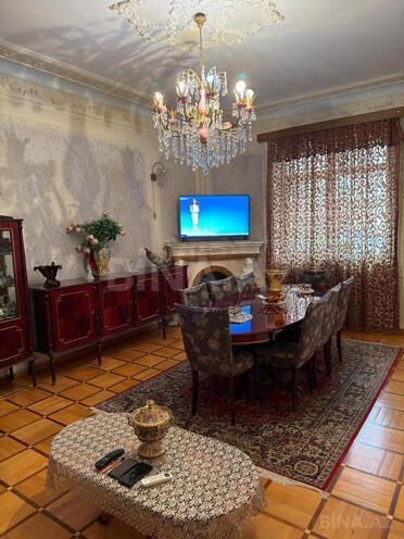 Продаётся 4-комн. вторичка 120 м², Насиминский  р., photo 3 from 17