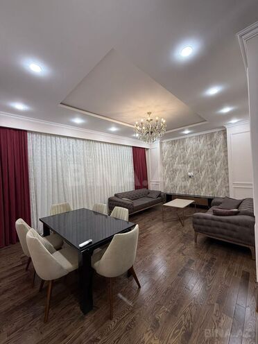 Продаётся 3-комн. новостройка 117 м², Насиминский  р., photo 1 from 13