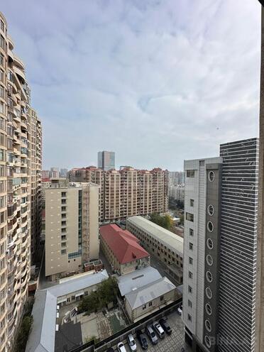 Продаётся 3-комн. новостройка 121.1 м², Хатаинский р., photo 3 from 14