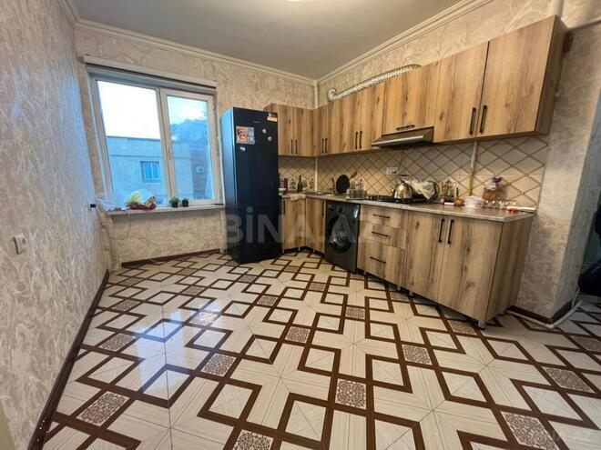 Satılır 2 otaqlı köhnə tikili 70 m², Gənclik m., photo 1 from 26