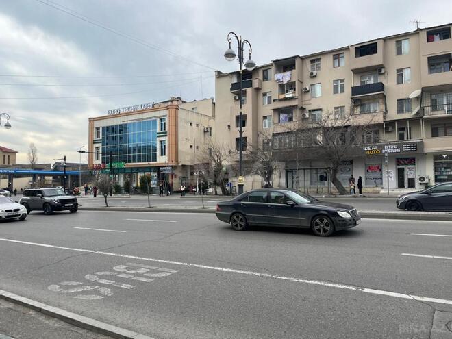 Сдаётся  объект 20 м², м. Иншаатчылар, photo 1 from 7