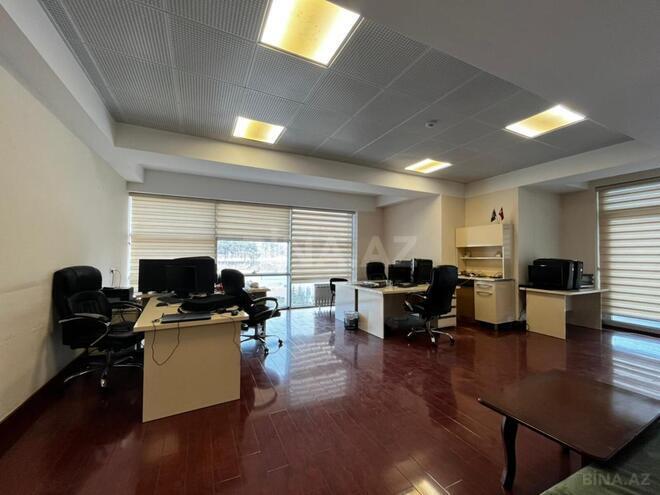 Сдаётся 1-комн. офис 60 м², м. Шах Исмаил Хатаи, photo 1 from 8