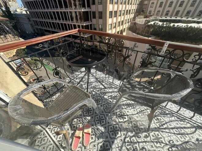 Продаётся 2-комн. вторичка 58 м², м. 28 мая, photo 3 from 15