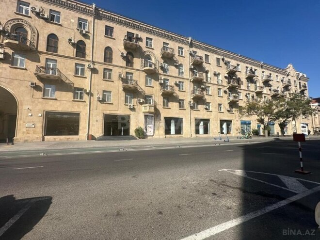 Продаётся 2-комн. вторичка 58 м², м. 28 мая, photo 1 from 15