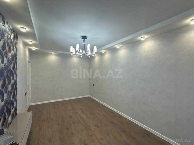 Продаётся 2-комн. вторичка 65 м², м. Ази Асланов, photo 4 from 18
