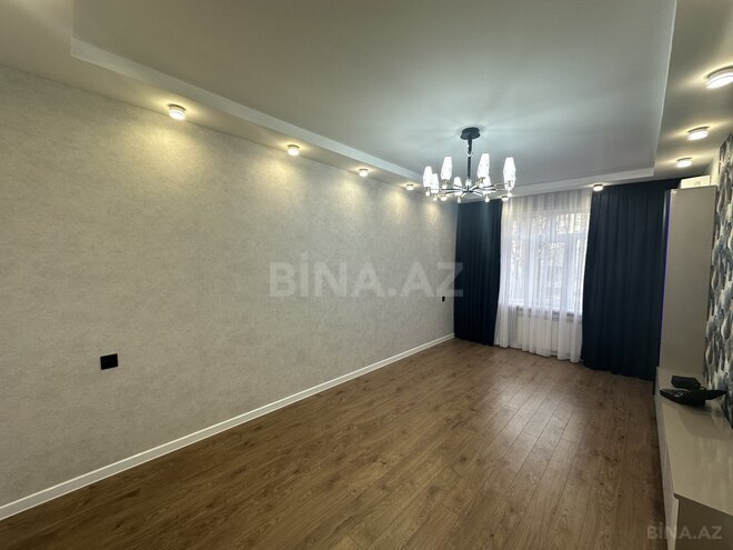 Продаётся 2-комн. вторичка 65 м², м. Ази Асланов, photo 5 from 18
