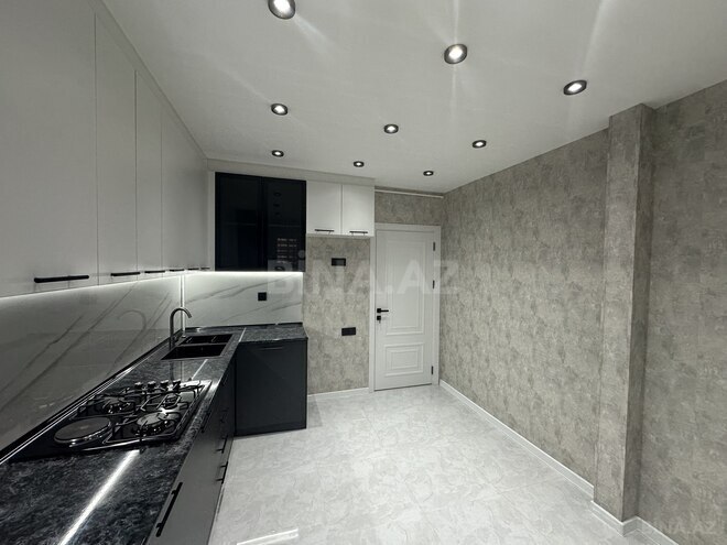 Продаётся 2-комн. вторичка 65 м², м. Ази Асланов, photo 12 from 18