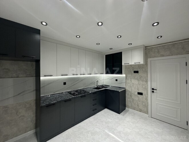 Продаётся 2-комн. вторичка 65 м², м. Ази Асланов, photo 10 from 18