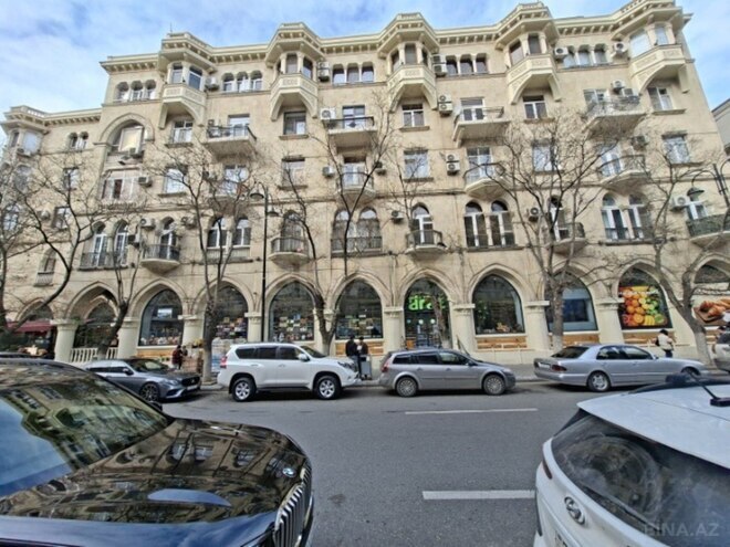 Продаётся  объект 240 м², м. Сахил, photo 4 from 7