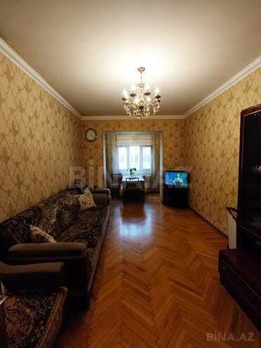 Продаётся 2-комн. вторичка 55 м², пос. Ази Асланова, photo 1 from 18