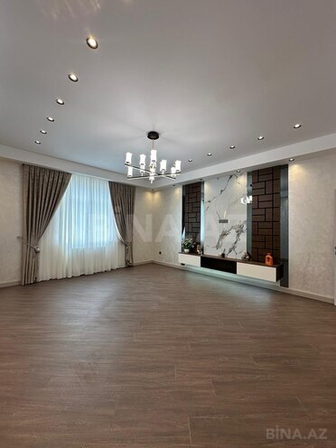 Satılır 3 otaqlı yeni tikili 135 m², İnşaatçılar m., photo 1 from 31