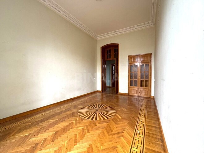 Satılır 4 otaqlı köhnə tikili 180 m², İçəri Şəhər m., photo 11 from 22