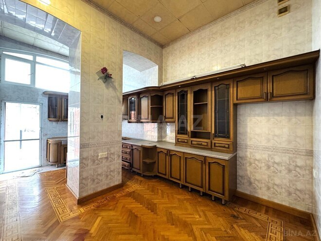 Satılır 4 otaqlı köhnə tikili 180 m², İçəri Şəhər m., photo 14 from 22