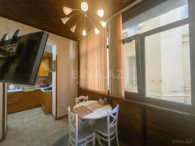 Satılır 3 otaqlı köhnə tikili 80 m², İçəri Şəhər m., photo 17 from 30