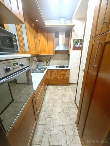 Satılır 3 otaqlı köhnə tikili 80 m², İçəri Şəhər m., photo 16 from 30