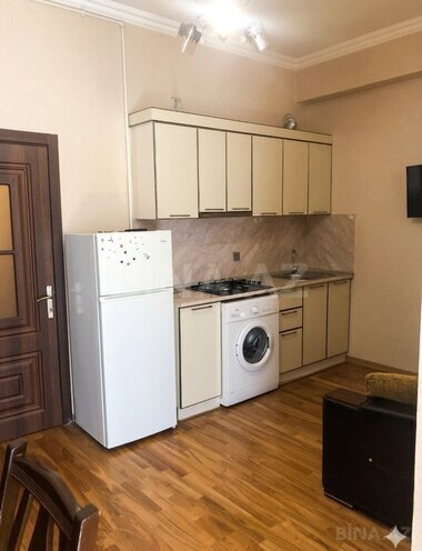 Продаётся 2-комн. новостройка 38 м², м. Кара Караев, photo 6 from 11