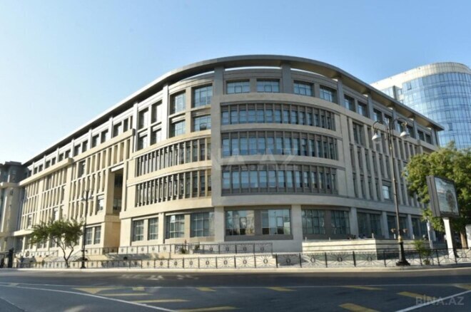 Продаётся 3-комн. вторичка 101 м², м. Элмляр Академиясы, photo 1 from 15