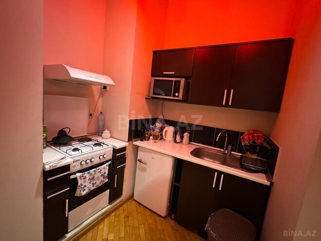 Satılır 4 otaqlı köhnə tikili 210 m², Bayıl q., photo 15 from 24