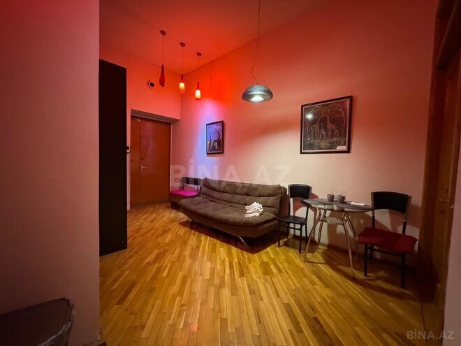 Satılır 4 otaqlı köhnə tikili 210 m², Bayıl q., photo 16 from 24