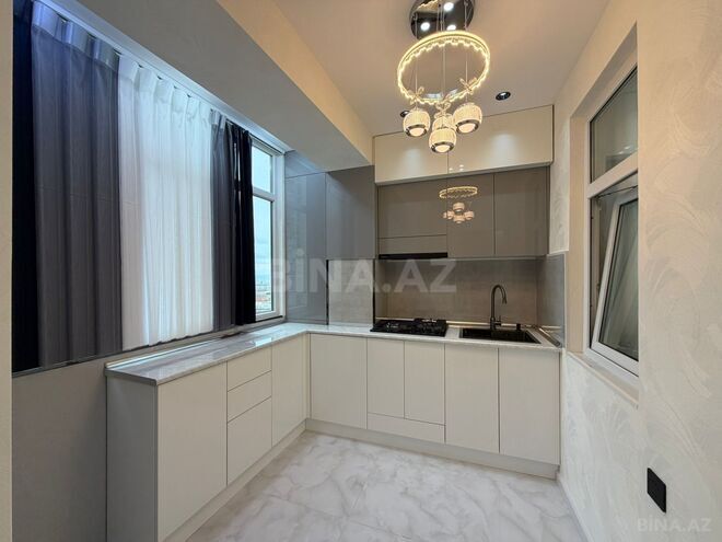 Продаётся 3-комн. вторичка 70 м², м. Ази Асланов, photo 10 from 16