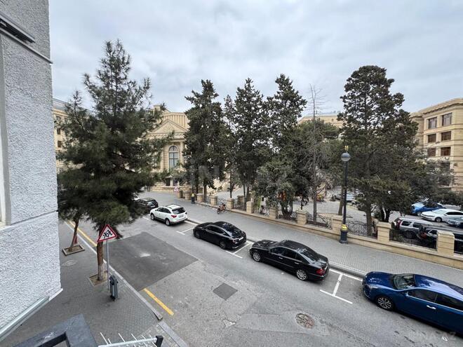 Satılır 3 otaqlı köhnə tikili 110 m², İçəri Şəhər m., photo 15 from 18