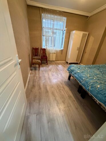 İcarəyə verilir 2 otaqlı köhnə tikili 60 m², Əhmədli q., photo 11 from 13