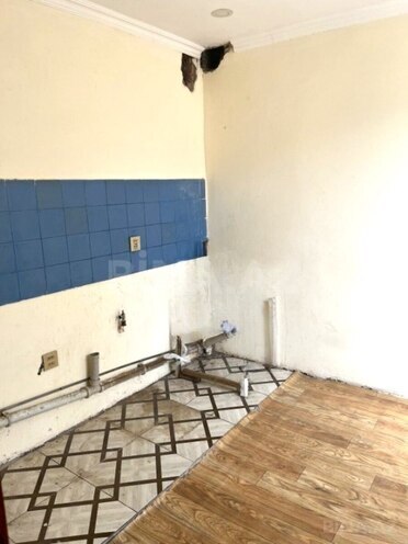 Продаётся 2-комн. вторичка 50 м², м. Нариман Нариманов, photo 9 from 12