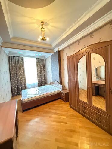 Сдаётся 3-комн. новостройка 130 м², м. Иншаатчылар, photo 6 from 13