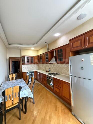 Сдаётся 3-комн. новостройка 130 м², м. Иншаатчылар, photo 9 from 13