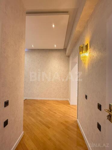 Продаётся 3-комн. новостройка 135 м², м. Элмляр Академиясы, photo 17 from 26