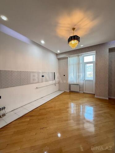 Продаётся 3-комн. новостройка 135 м², м. Элмляр Академиясы, photo 11 from 26