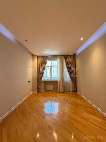 Продаётся 3-комн. новостройка 135 м², м. Элмляр Академиясы, photo 9 from 26