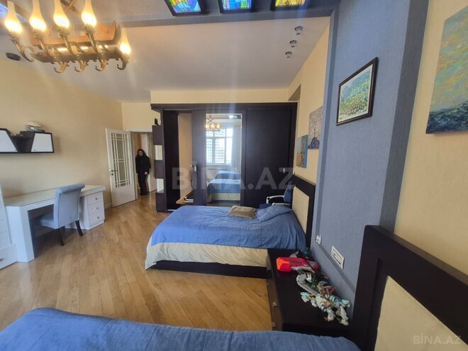 Сдаётся 3-комн. новостройка 180 м², м. 8 ноября, photo 9 from 26