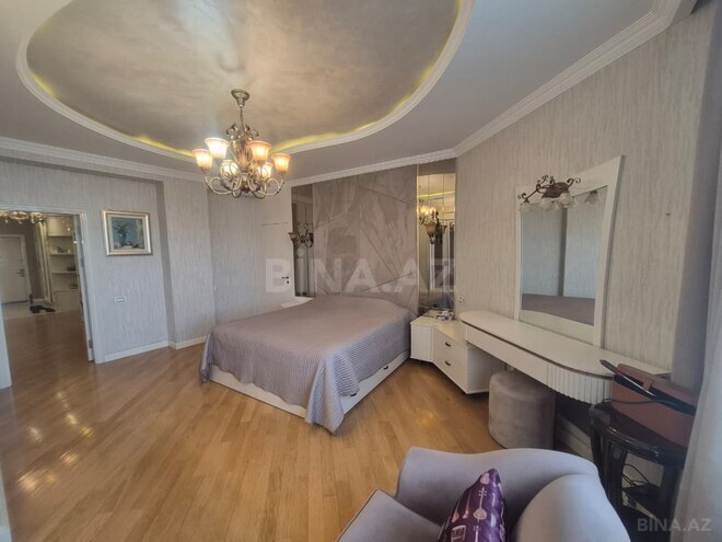 Сдаётся 3-комн. новостройка 180 м², м. 8 ноября, photo 8 from 26