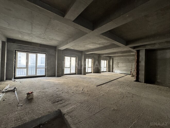 Продаётся 3-комн. новостройка 168 м², Хатаинский р., photo 1 from 8