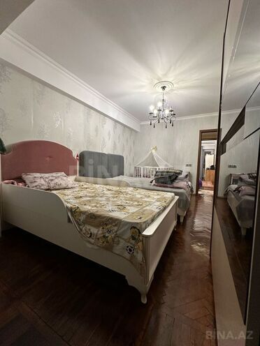 Продаётся 6-комн. вторичка 200 м², м. Элмляр Академиясы, photo 7 from 32