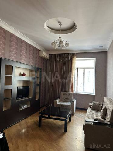 Сдаётся 2-комн. вторичка 65 м², м. Ичеришехер, photo 4 from 8