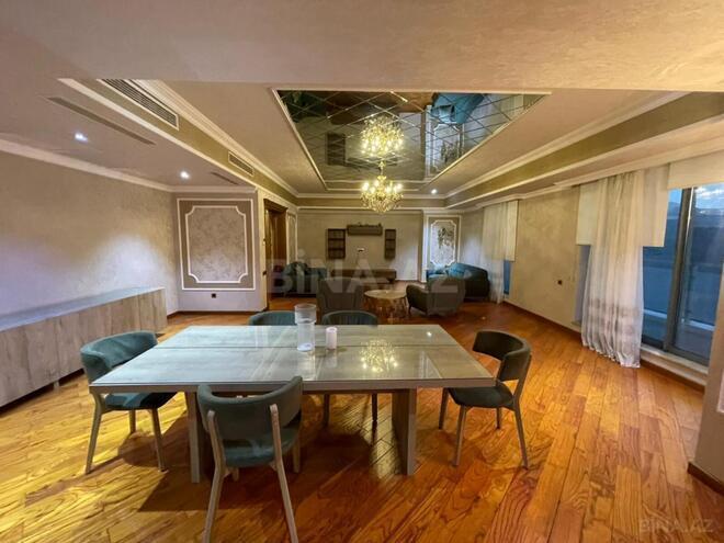 İcarəyə verilir 5 otaqlı yeni tikili 330 m², 28 May m., photo 6 from 31