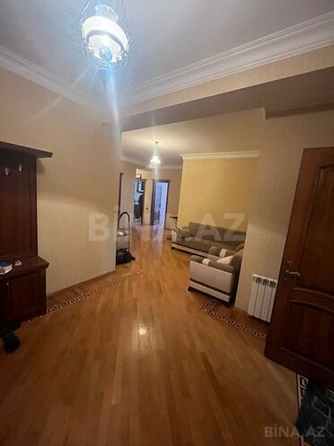 Продаётся 3-комн. новостройка 125.7 м², м. Низами, photo 1 from 16