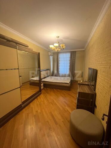 Продаётся 3-комн. новостройка 125.7 м², м. Низами, photo 4 from 16