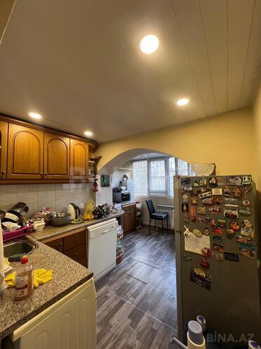 Satılır 3 otaqlı köhnə tikili 65 m², Elmlər Akademiyası m., photo 3 from 17