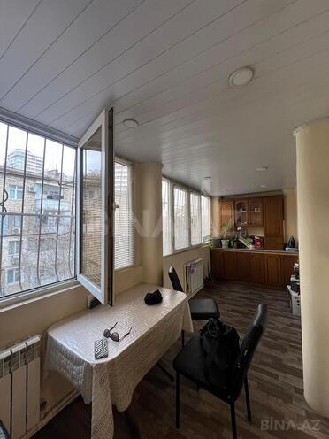 Satılır 3 otaqlı köhnə tikili 65 m², Elmlər Akademiyası m., photo 12 from 17