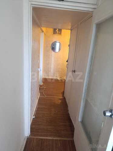 Продаётся 3-комн. вторичка 70 м², м. Ази Асланов, photo 4 from 12