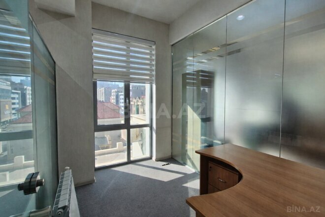 Сдаётся 8-комн. офис 285 м², м. 8 ноября, photo 5 from 20