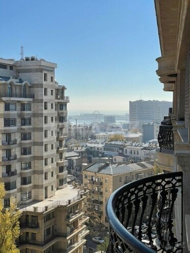 Satılır 5 otaqlı yeni tikili 210 m², İçəri Şəhər m., photo 7 from 15