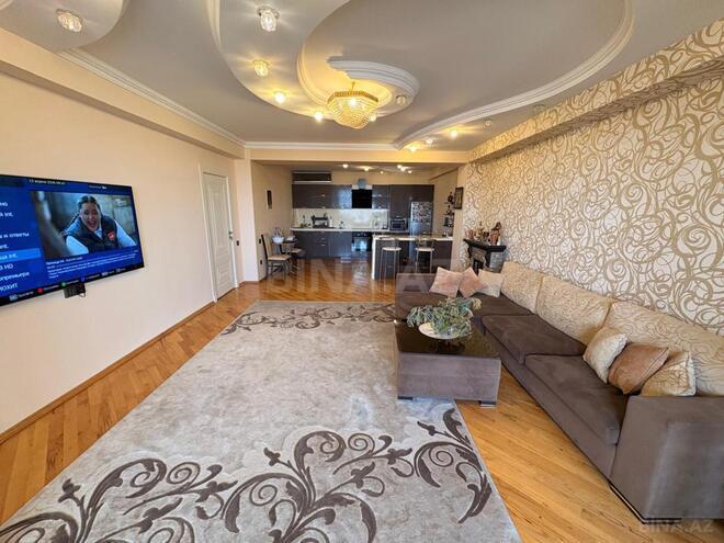 Продаётся 3-комн. новостройка 120 м², м. Низами, photo 4 from 19