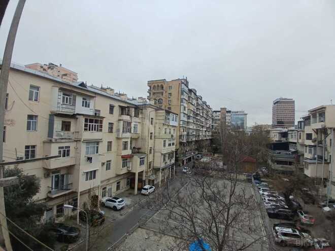 Satılır 3 otaqlı köhnə tikili 80 m², 28 May m., photo 3 from 23