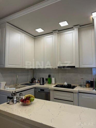 Продаётся 3-комн. вторичка 108 м², м. Низами, photo 9 from 14